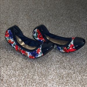 Floral flats